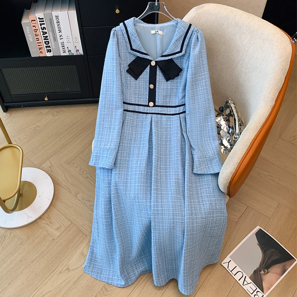 Plus-size women\'s fall loose comfortable casual commuter fashion blue plaid dress Navy collar button-up long-sleeved dress large