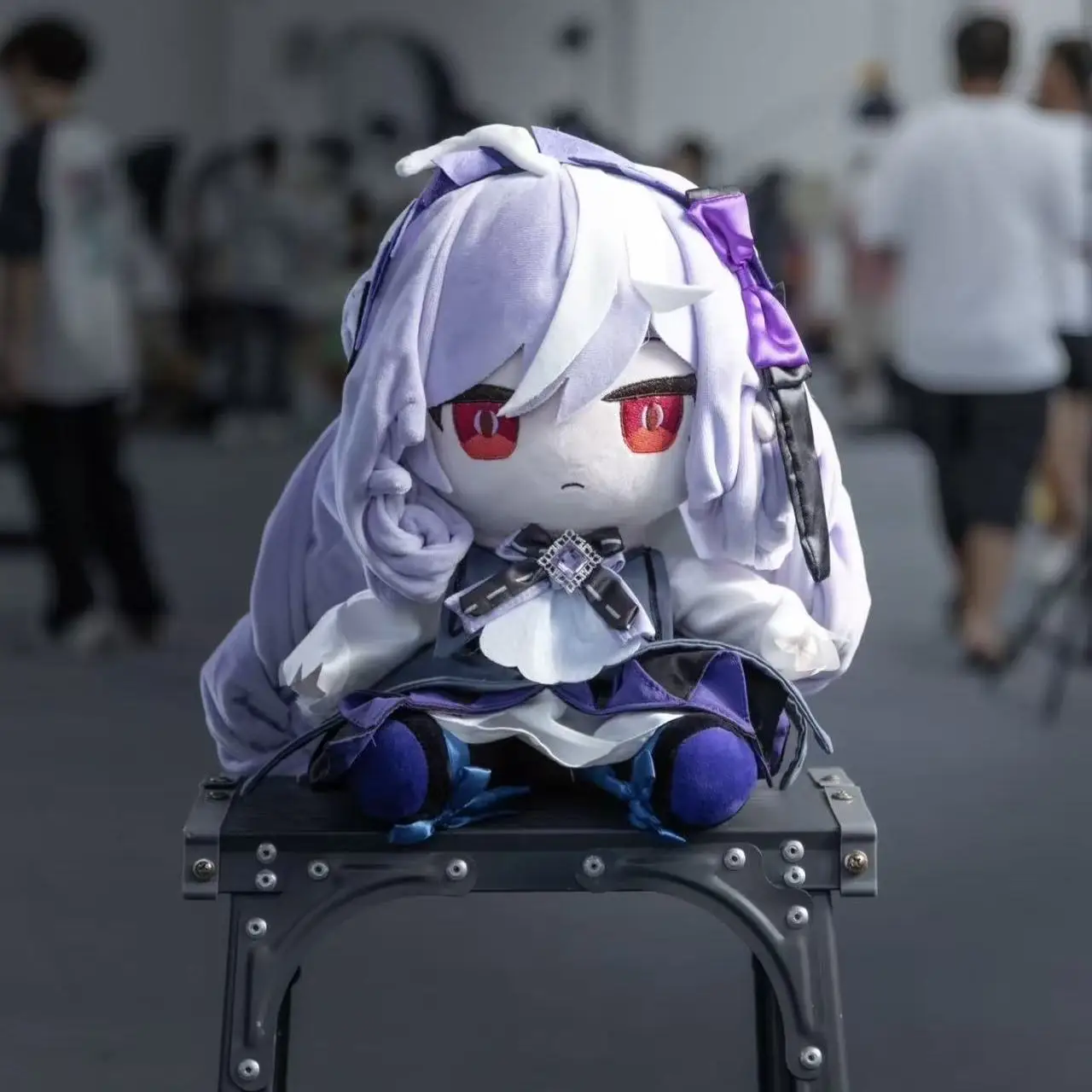 

Anime Zenless Zone Zero Vivian Banshee Sitting Posture Figure Body Dress Up Figure Idol Plushies Pillows Gift 30cm Figures