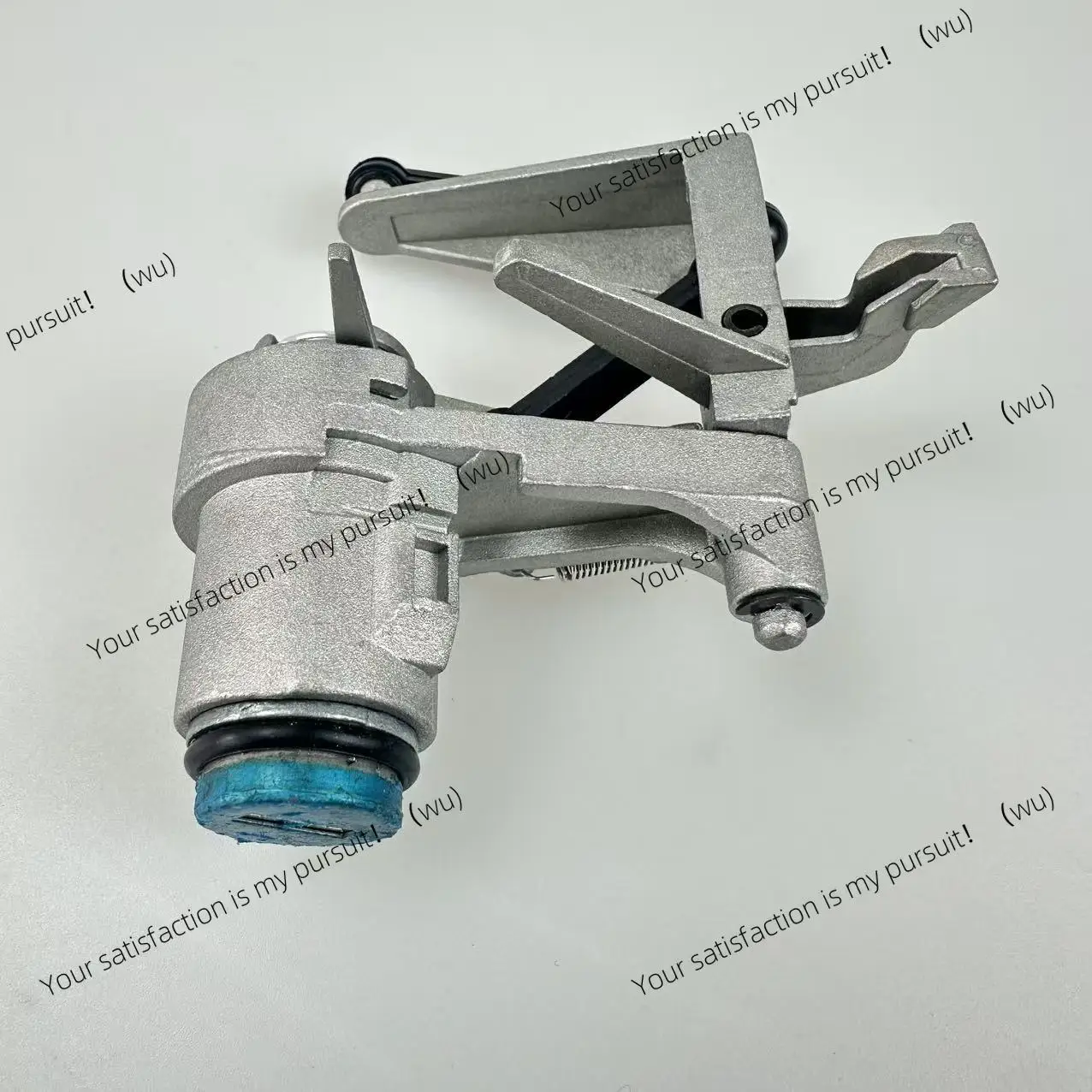 6Q6827297G 6Q6827565E Car Rear Door Lock Core with Rear Luggage Lock Key Suitable for VW POLO 2002-2010 view 4