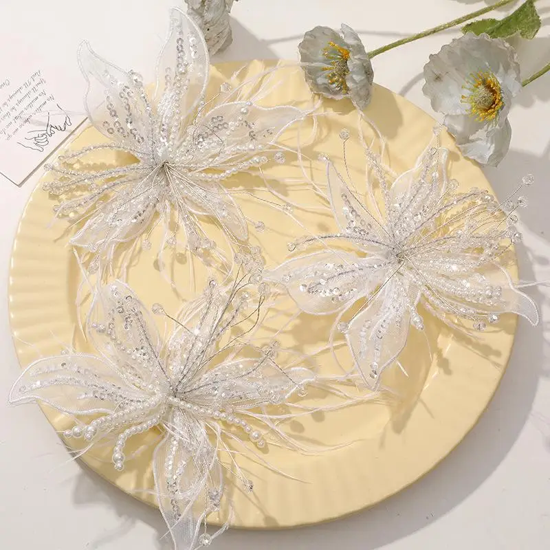 1 Stück Kristallblumen-Spitzenapplikation mit Perlen und Federn, 3D-Organza-Blumenapplikation, gedrehter Draht, handgefertigt, zum Aufnähen, DIY-Nähzubehör – Detail 4