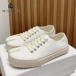 Tabi Toe Canvas Shoes Solid Color Lace Up Leisure Thick Sole Fashion Women and Men Couples Casual Comfortable Sapatos Mujer