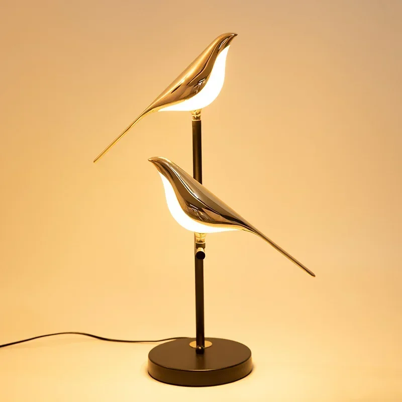 

Creative Golden Magpie Bird LED Wall Lamp Restaurant Living Room Hotel Chandelier Study Bedroom Bedside Decoration Desk Light