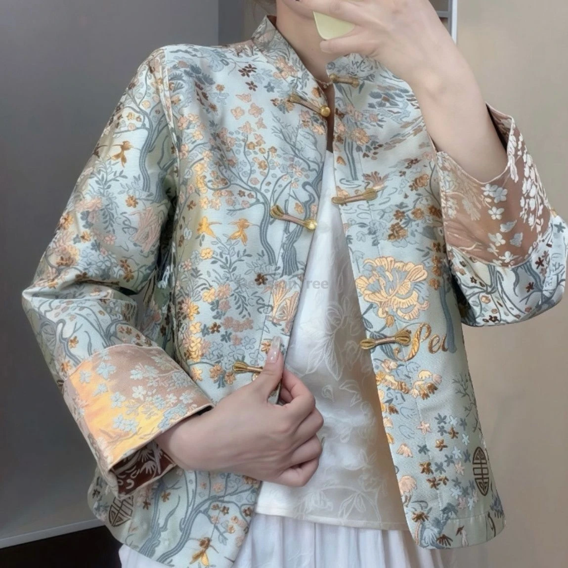 

2025 элегантный воротник-стойка в стиле ретро с пряжкой в стиле китайского костюма Тан, пальто с обеих сторон, куртка, модное пальто с принтом денег и дерева