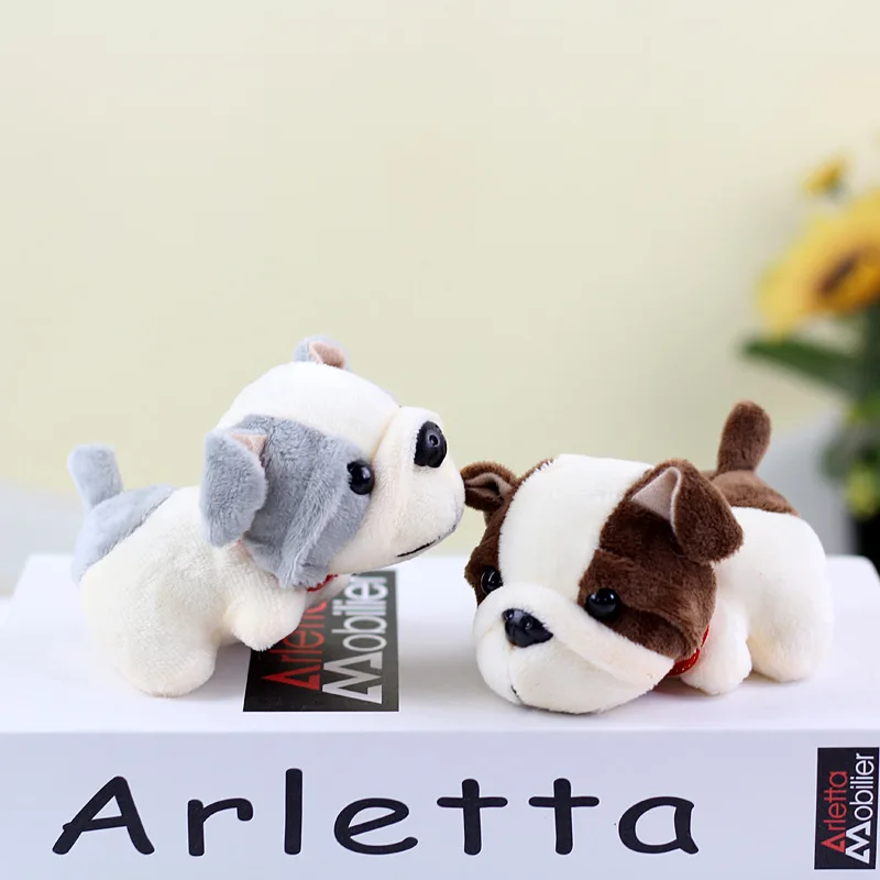 Boneka anjing kecil yang menyenangkan, gantungan kunci mainan anak anjing simulasi lucu, gantungan kunci boneka Bulldog