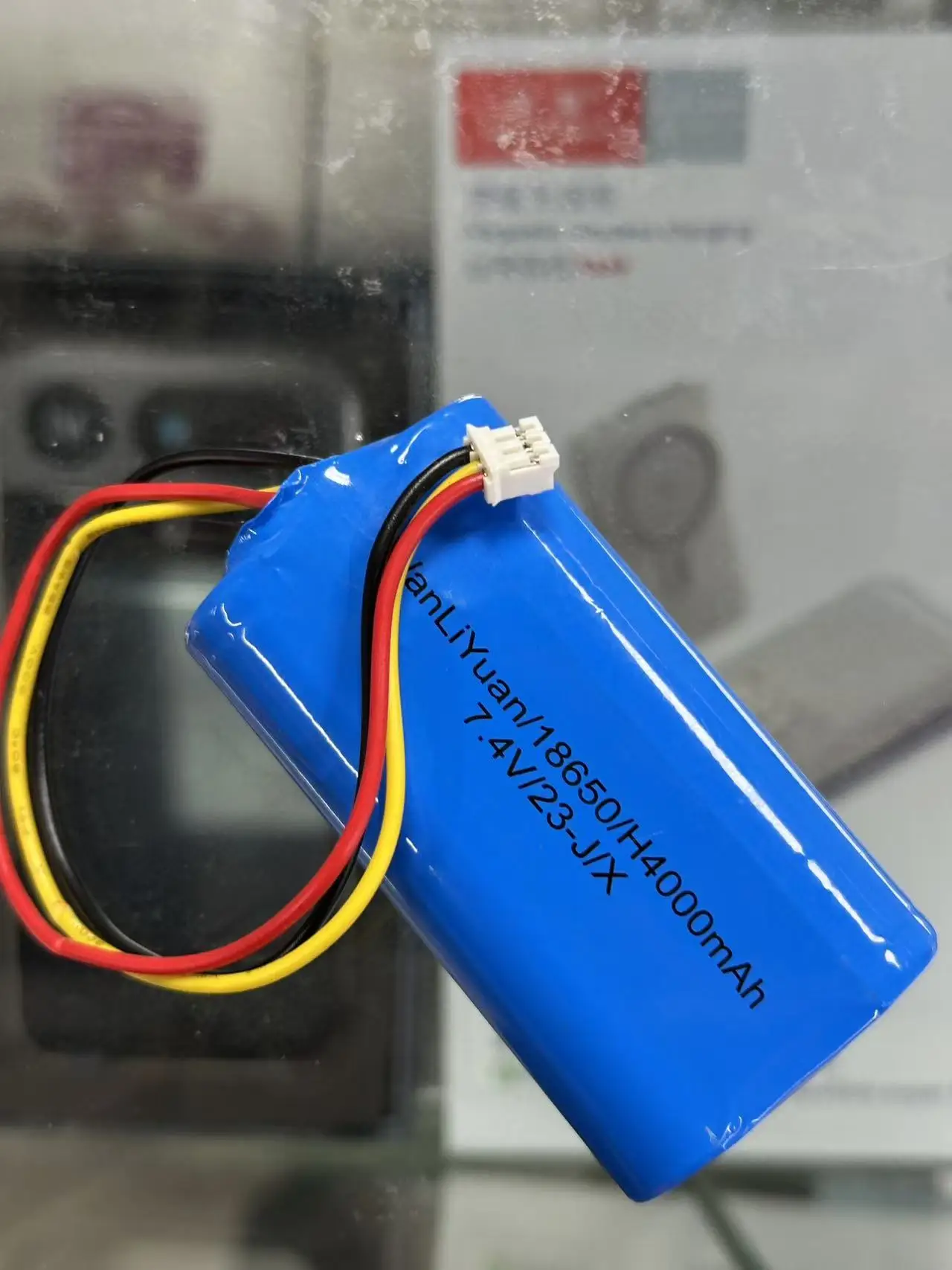 buy more will cheap 4000MAH18650 rechargeable battery 7.4V with 2.54 durable three wire full capacity combination