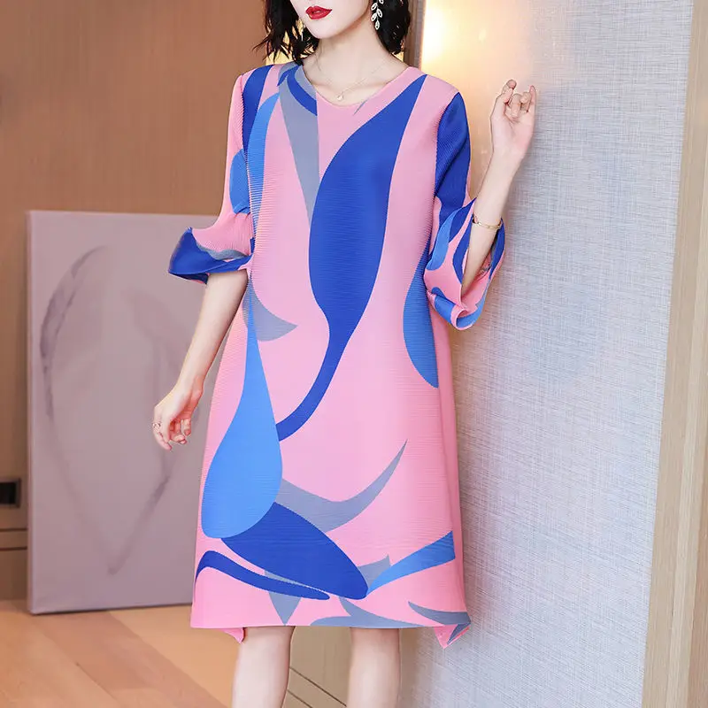 

2023 Summer New Contrast Pleated Loose Size A-line Dress Printed Dress for Women LOOSE Regulai Fit