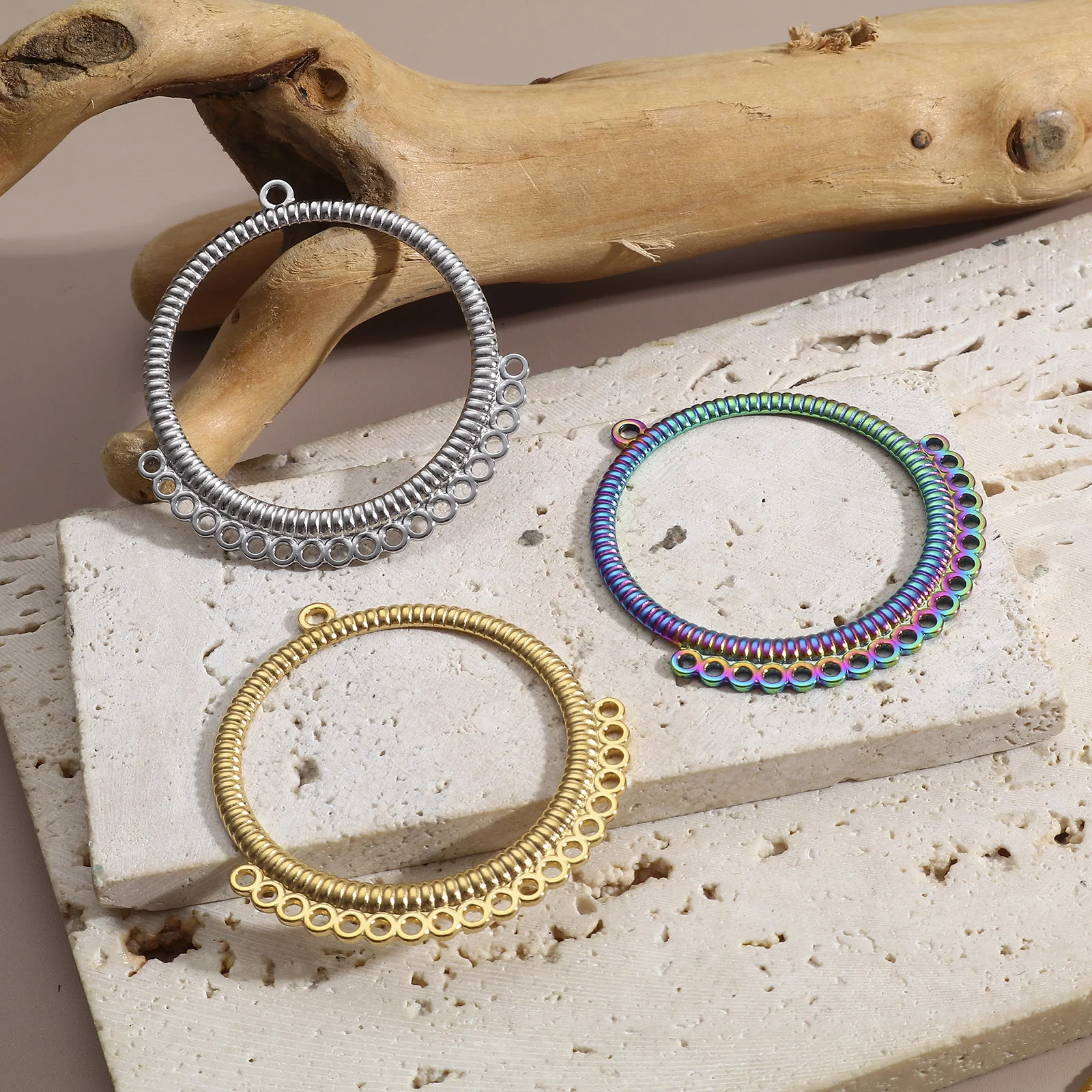 Conectores de acero inoxidable de 2 piezas para mujer, dijes de rayas de anillo circular Multicolor, fabricación de collar y pendientes Diy, hallazgos de joyería para regalos