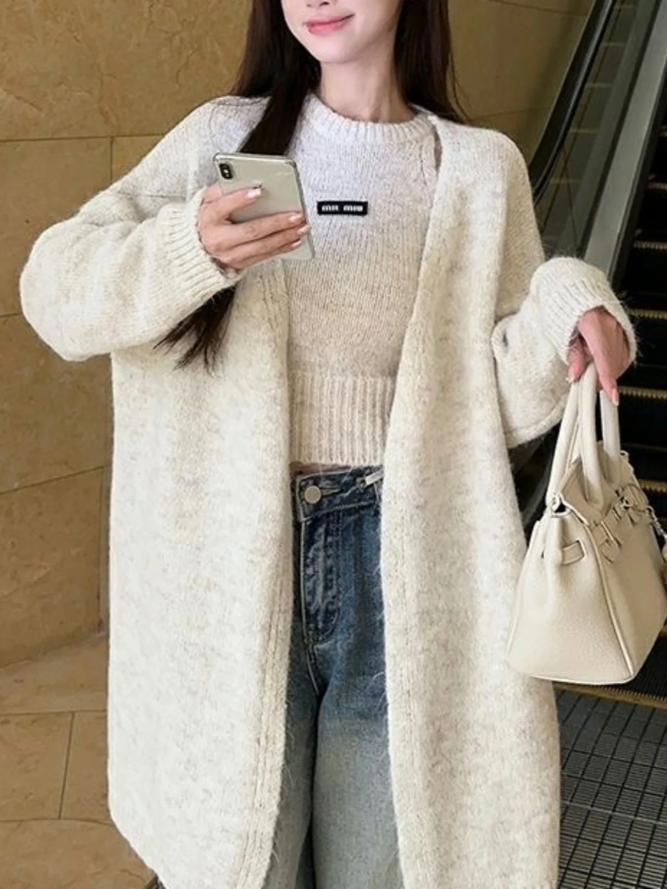 Women's Loose Plush Knitted Vest Cardigan Top Two-Piece Suit, Casual Sweet and Cute Off-Shoulder Vest, Long Knitted Soft Cardigan, Suitable for Daily Wear in Autumn and Winter