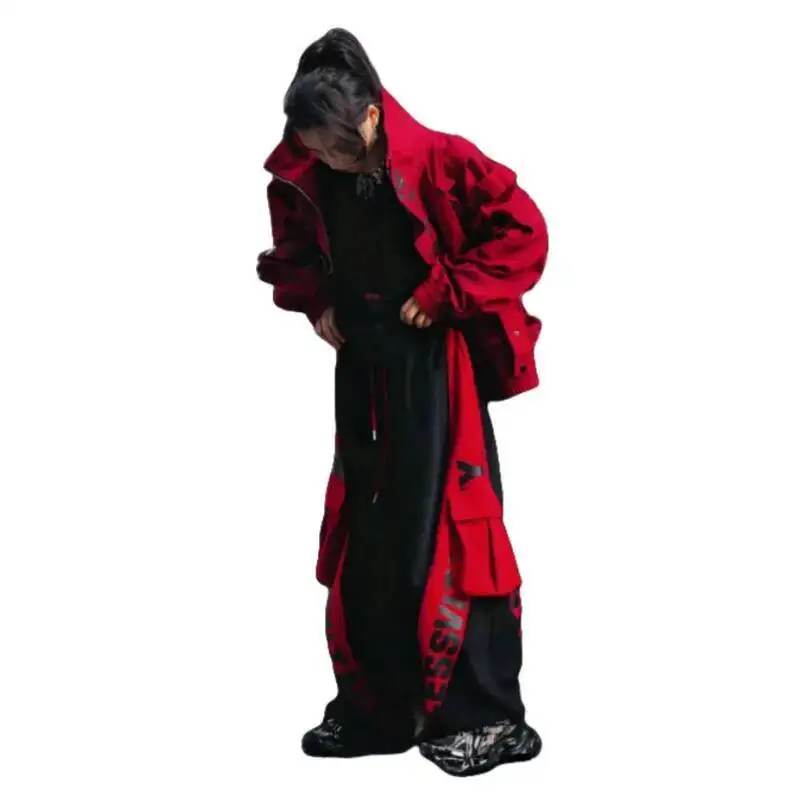 للجنسين أسود أحمر معطف مجموعة 2025 الخريف الشتاء النساء الرياضة مجموعة جديدة الظلام النار الدنيم مجموعة سترة وسراويل تقليدية للرجال والنساء