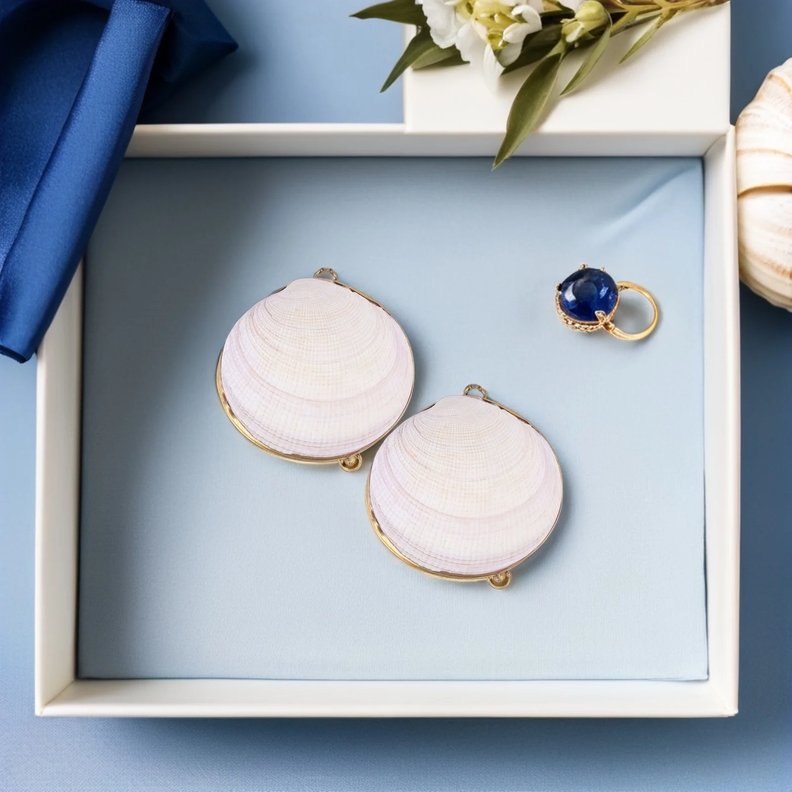 

2Pcs Elegant Seashell Jewelry Box Small Dish Holder Necklace Organizer Gift Shell Jewelry Dish Seashell Bowl Shell Decorations