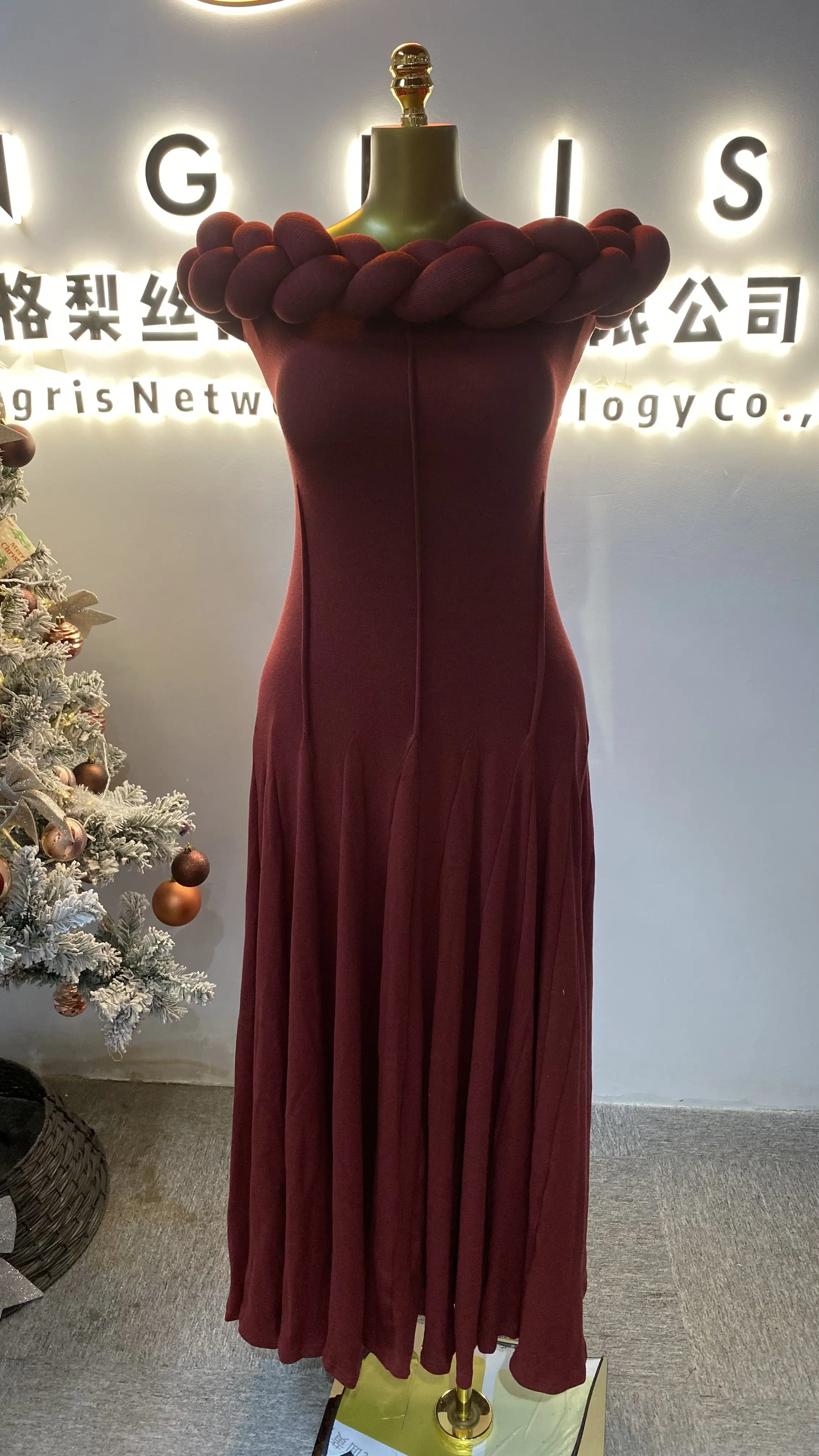 فستان نسائي أنيق بلون سادة بقصة ضيقة بدون حمالات وخصر عالي أنيق طراز جديد-GZXX077 #1