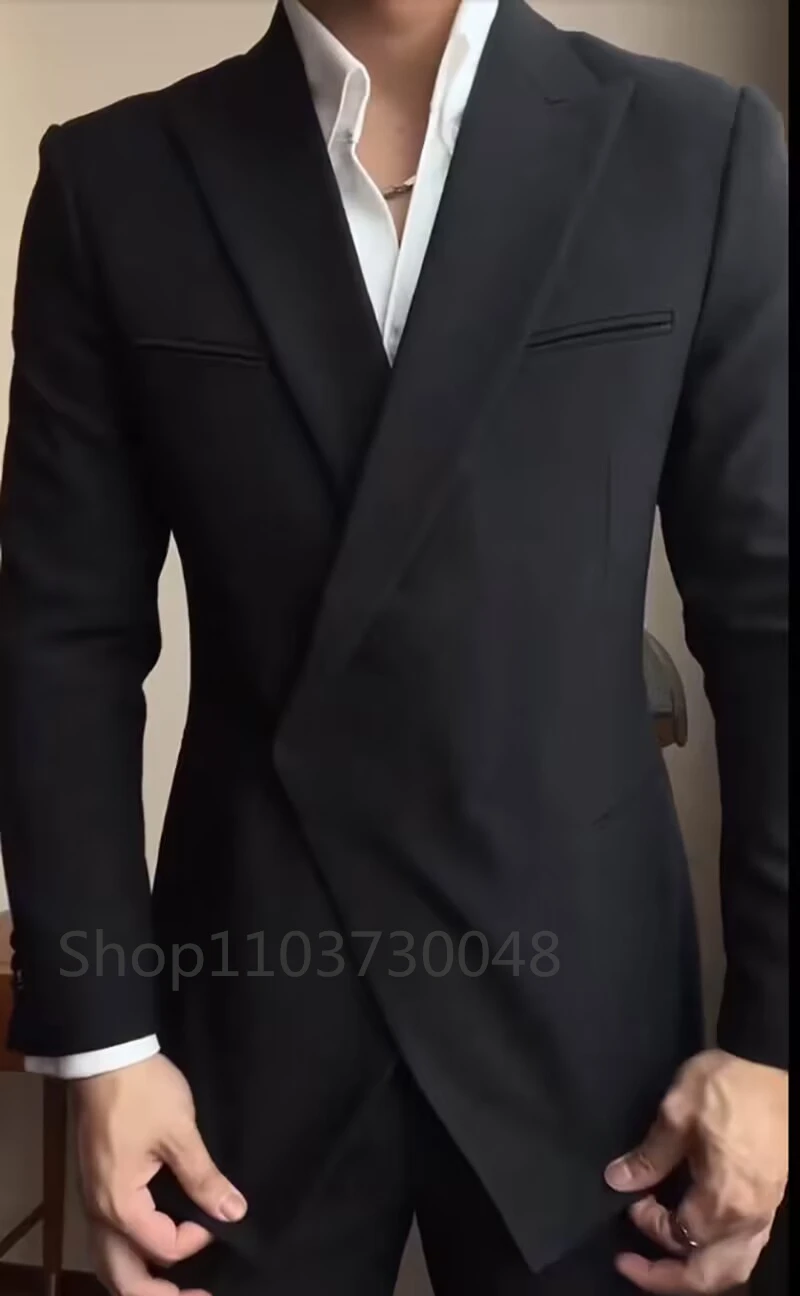 

Fashion Style Men's 2 Pieces Slim Fit Suit Set Peak Lapel Double Breasted Jacket Pants for Party Business Wedding Groom Tuxedos