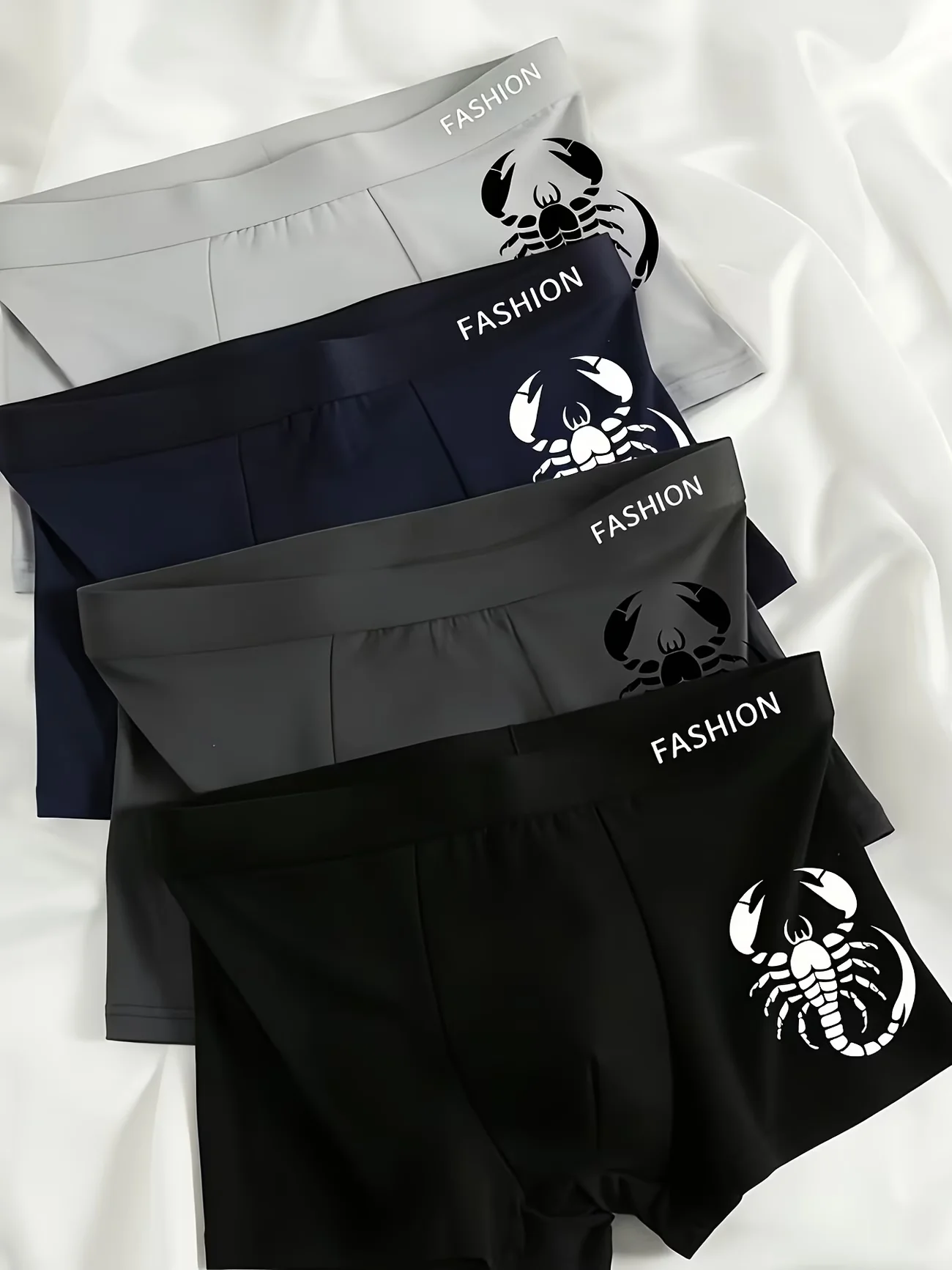 Random 4pcs of This Men'S Brief, Scorpion Print Trendy And Eye-Catching, Four Tones Easy Yet Individual, Elastic Waistband Non-Constricting. Wearing It Feels Like a Gentle Embrace, Comfortable And Free, Fashionable And