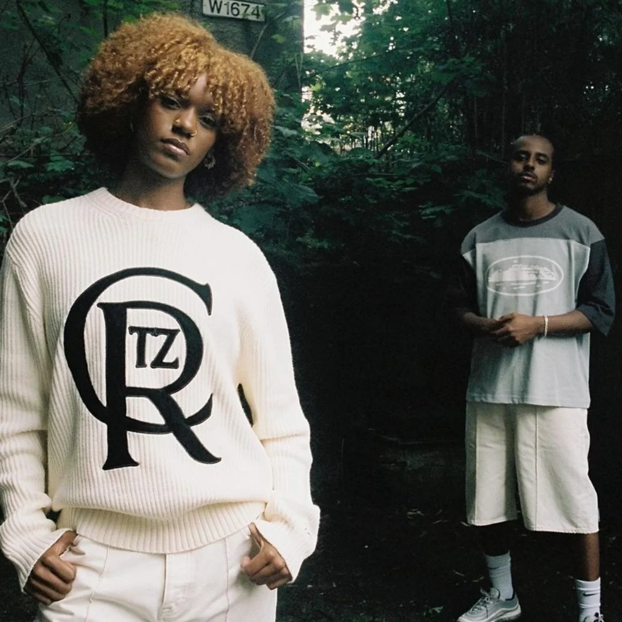 

Американский свободный свитшот оверсайз с круглым вырезом, в стиле Y2K, для уличной моды, удобный, дышащий, повседневный, с длинными рукавами