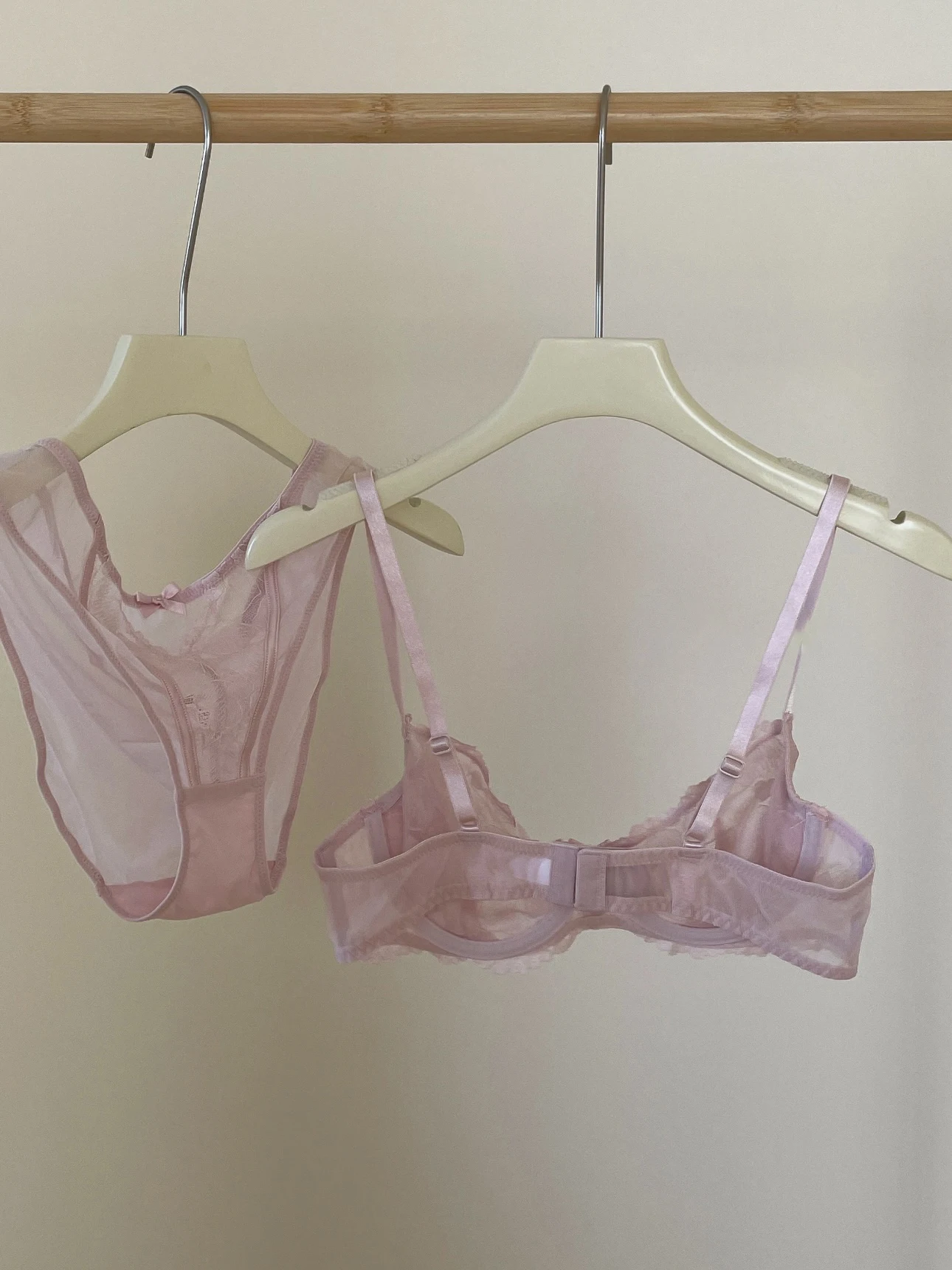 Conjunto de lencería adelgazante de encaje francés, sujetador y bragas sexis de realce, anillos finos de acero ligeros de lujo, conjunto de Control de barriga con realce Sexy YUQI