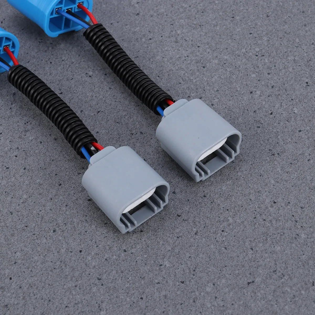 2Pcs Ceramic Conversion Harness 9007 to H13 Headlight Retrofit Adapter High Efficient Copper Wiring for H13 Wiring Harness
