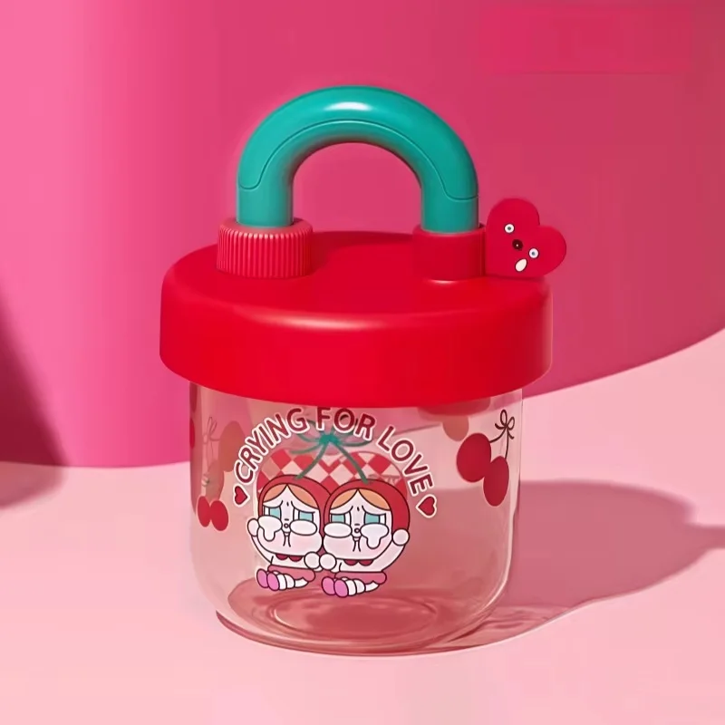 حقيقية البوب مارت Crybaby البكاء للحب سلسلة الفينيل الوجه دمية بطاقة معلقة أحبك الكرز الكثير أرقام المفاتيح قلادة الهدايا