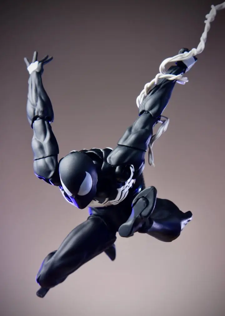 Mess Toys Spiderman Abito nero Vicino Symbiote Figura Spiderman Action Figures Ct Toys Nero Rosso Spider-Man Figurine Giocattoli per bambini