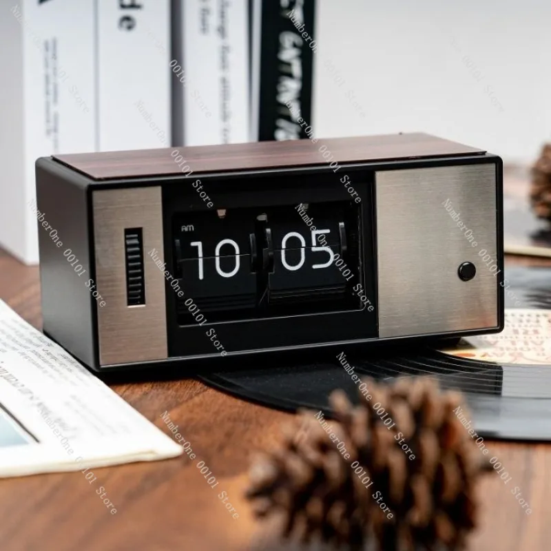 Minimalist Retro Japanese Flip Clock | LED Desktop Clock with Light, Creative Mechanical Timepiece