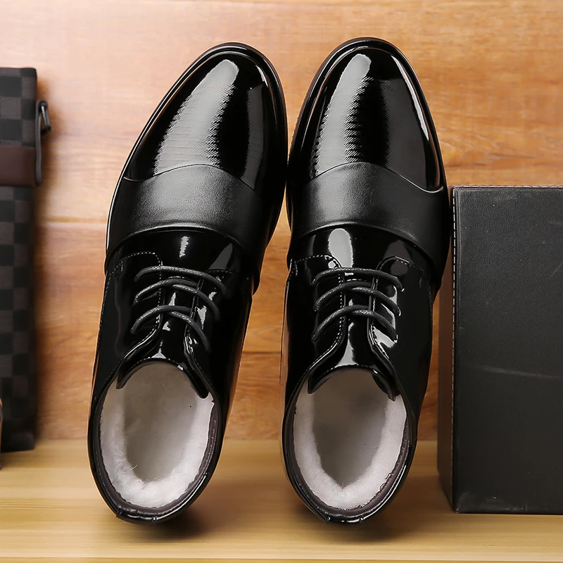 

Men High-end Mirror Short Boots Business Leisure Comfortable Warm Commuting Fashionable Boots (38-48)