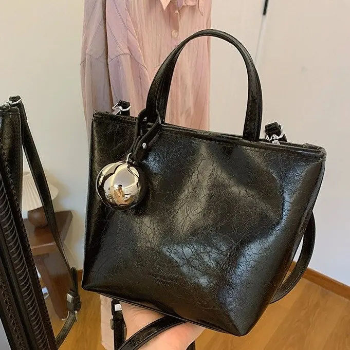 

High End Leather Fashionable Elegant Crossbody Handbag Ladies Hand Bags Classic Designer Paris Casual Simple Vintage Diaper Bag
