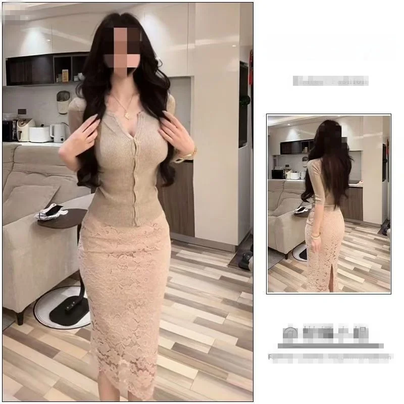 Back slit light khaki lace skirt
