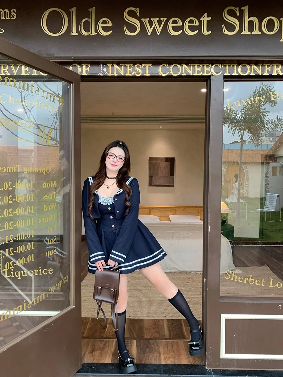 

Sweet Oversized Girl British School Uniform Lace Splicing Dress Top Ensemble Casual High Waist A-Line Skirt V-Neck Single Button