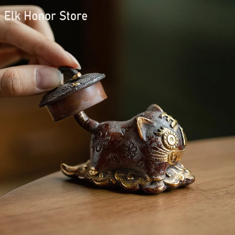 Creative Puppet Tiger Tea Pet Red Gold Coarse Pottery Tea Pot Lid Stand Aesthetic Tea Figurine Statue Teaware Ornaments Craft