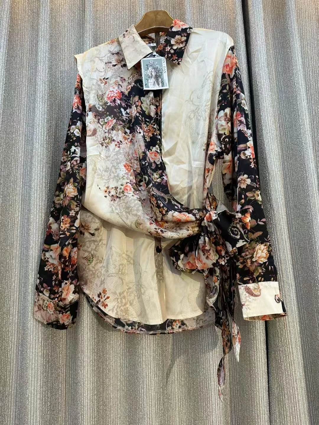 

Jarlrysberg New Luxury Women Print Summer Elegant Irregular Casual Tracksuits Blouse Retro Fashion Loose Female Long Sleeve Tops