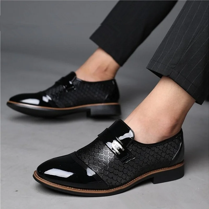 

Italian Black Formal Shoes Men Loafers Wedding Dress Shoes Men Patent Leather Oxford Shoes For Men Chaussures Hommes En Cuir
