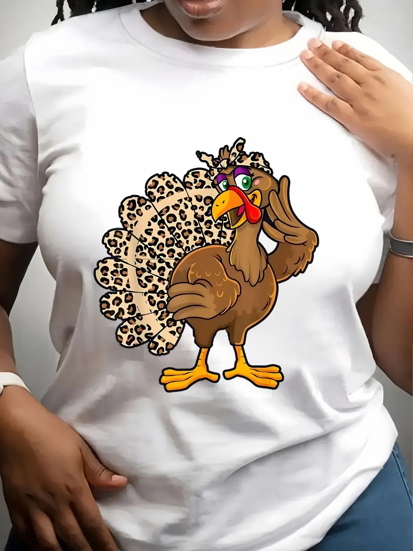Women's Trendy Crew Neck T-Shirt Leopard Print Turkey Graphic Tee Suitable for Casual Sportswear