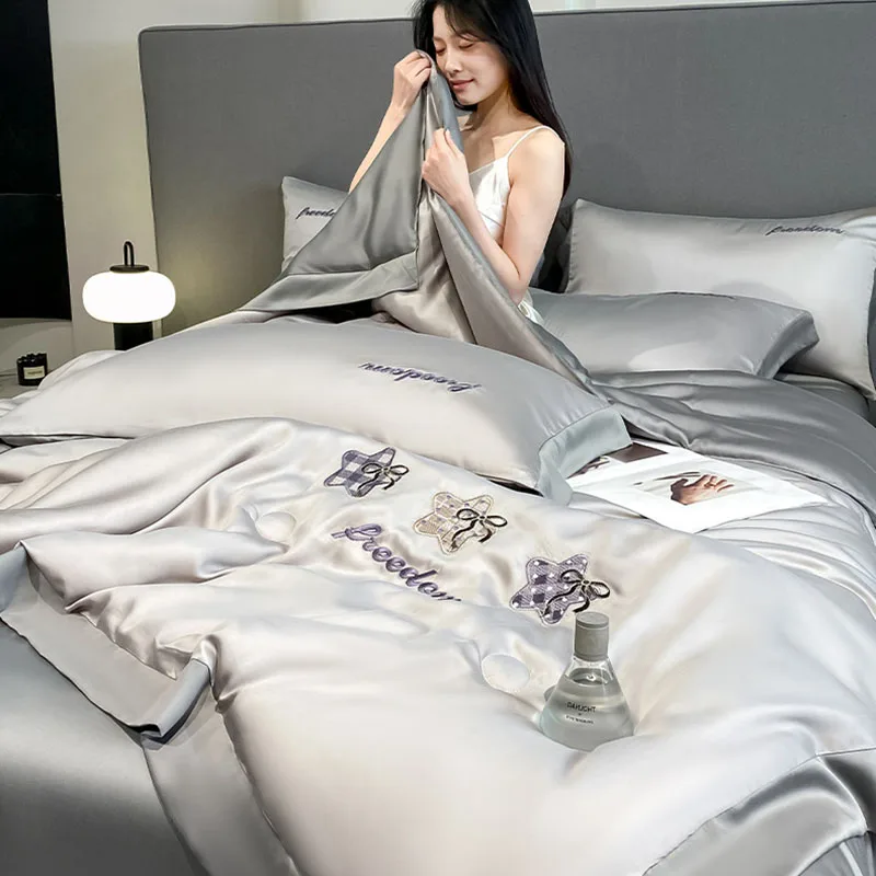 European Ice Silky Embroidery Summer Quilt High-End Naked Sleep Satin Air Conditioner Comforter Super Soft Cooling Thin Blanket