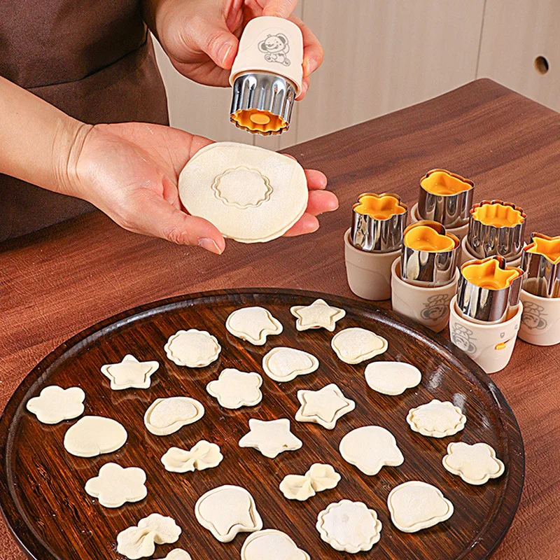 

Embossing Mold Vegetable Cutter Shapes Stainless Steel Durable DIY Fruit Cookie Stamps Cake Food Cutting Mold Kitchen Tool