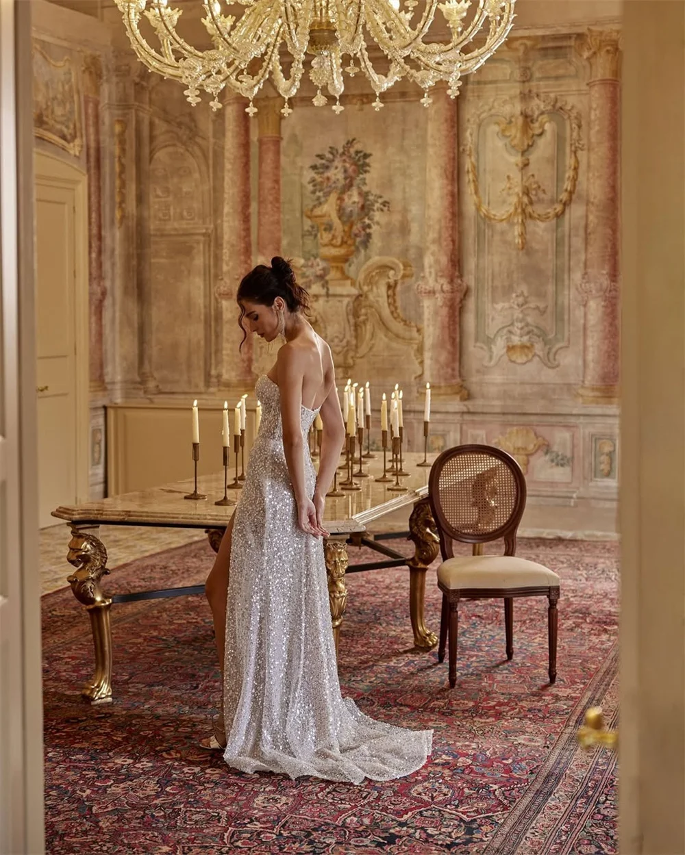 Tokyo personnalisé argent bretelles robes de mariée sans manches dos Zip côté haute fente robes de mariée Court Train robes de mariée