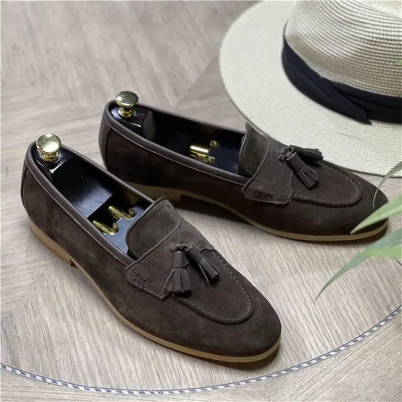 Men Loafers Suede Solid Color Square Toe Low Heel Mask Tassel Classic Fashion Business Casual Retro Dress Shoes