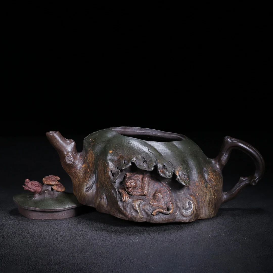 Old Chinese Handicraft Enameled YiXing Zisha (red stoneware) TeapotCrouching Tiger, Hidden Dragon,with mark, Free shipping