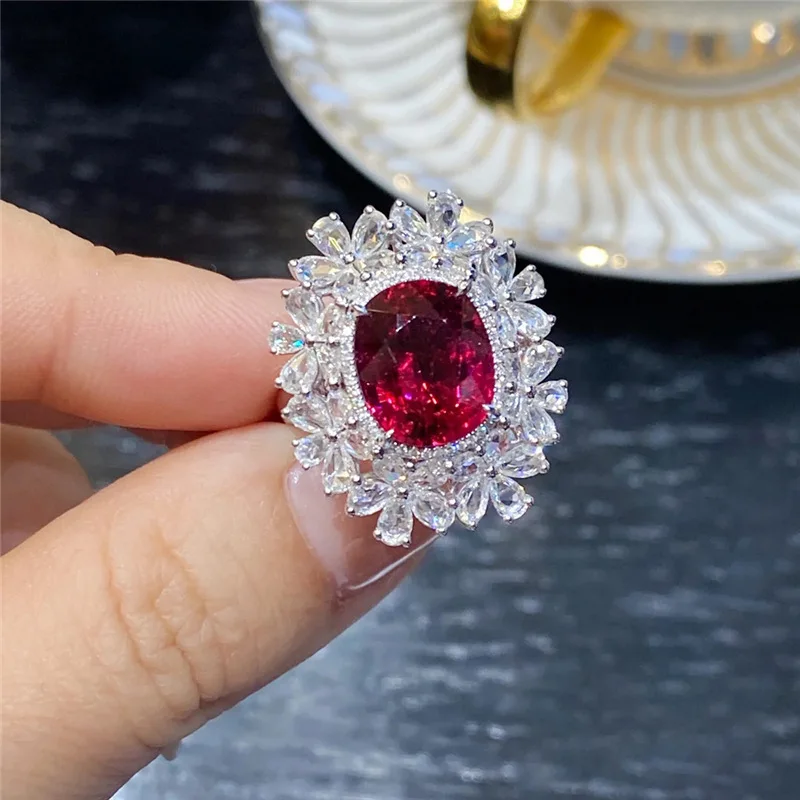 Why the Oval Ruby Ring Silver 925 is the Ultimate Choice for Elevating Your Personal Style