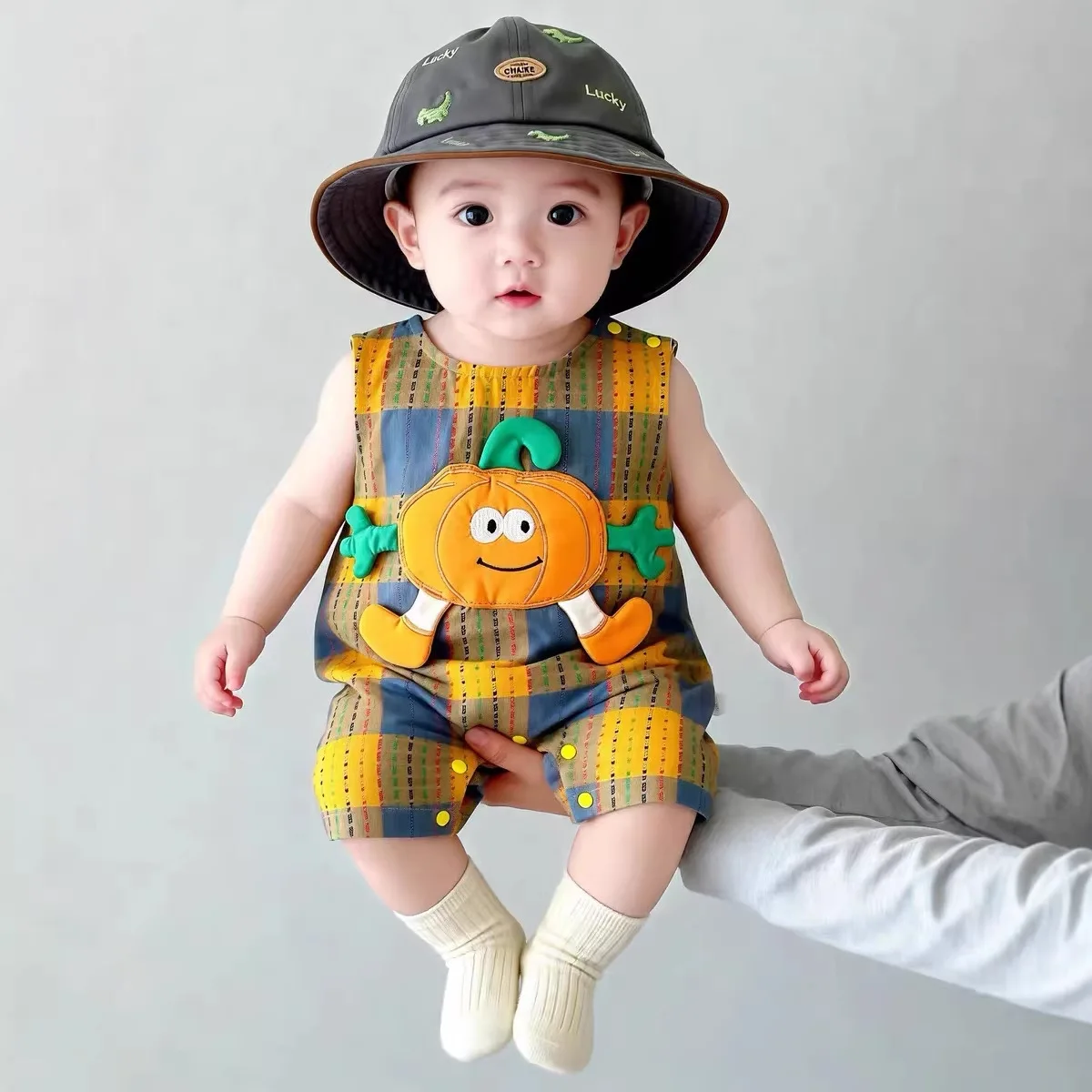 Somenie Baby Halloween Costume Baby Pumpkin Costume Prom Party Dress Up Sleeveless Onesie Go Out Climbing Costume Cute