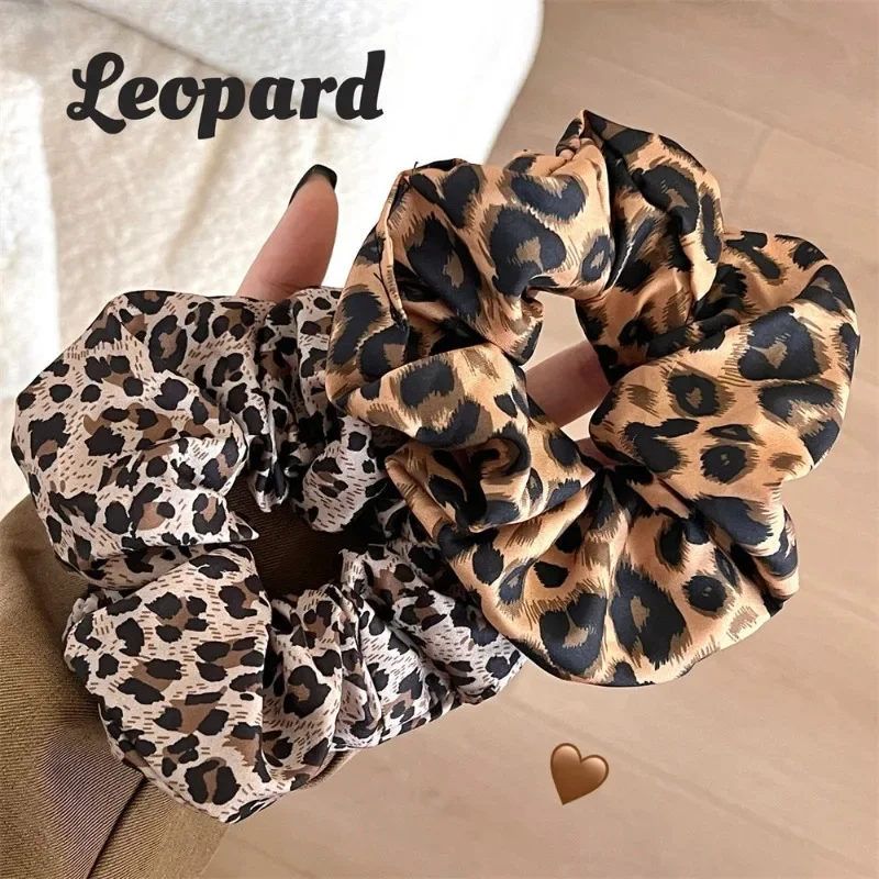 5 uds. De coleteros con estampado de leopardo, lazo para el cabello, cuerda de primavera, banda elástica para el cabello de alta elasticidad, soporte para cola de caballo, accesorios para el cabello para mujer