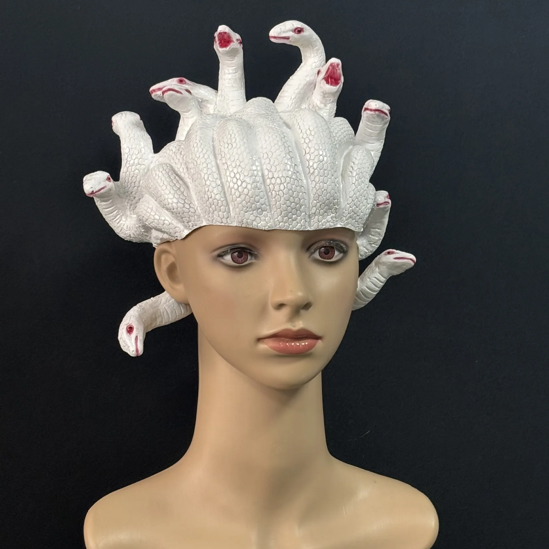 Weißer, mehrschlangenförmiger Kopfschmuck aus Latex, Horror-Halloween-Party-Cosplay-Kostüm-Kopfbedeckung für Erwachsene, Kostüm-Requisiten. – Detail 3