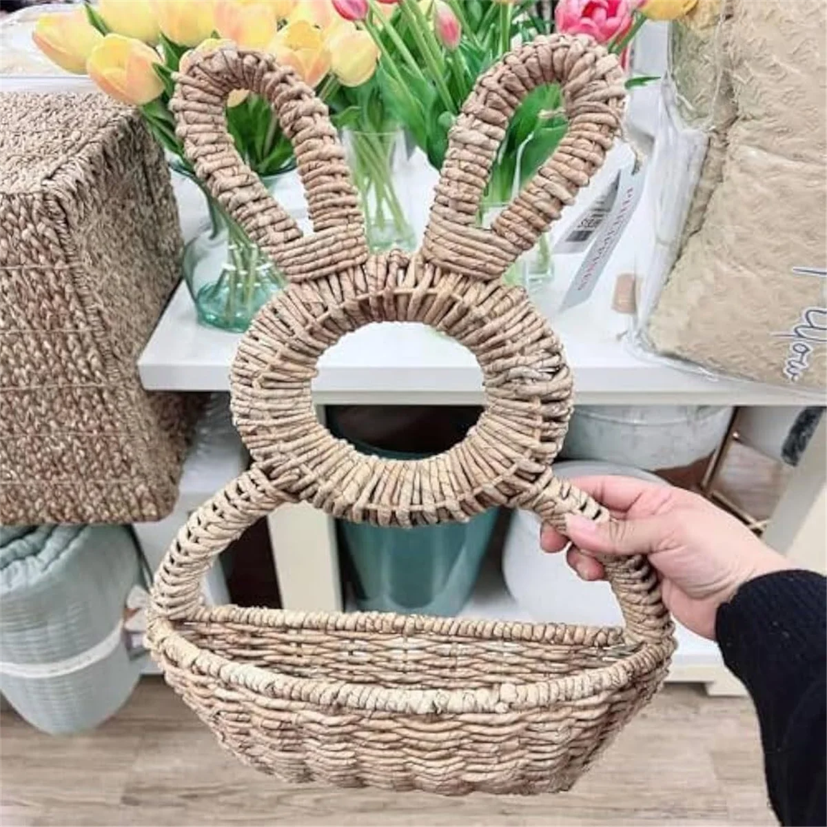 A03R Bunny Basket Hanging Wall Pocket Spring Decor, Hand Woven Wicker Easter Bunny Basket Wall Pocket,for Decorations