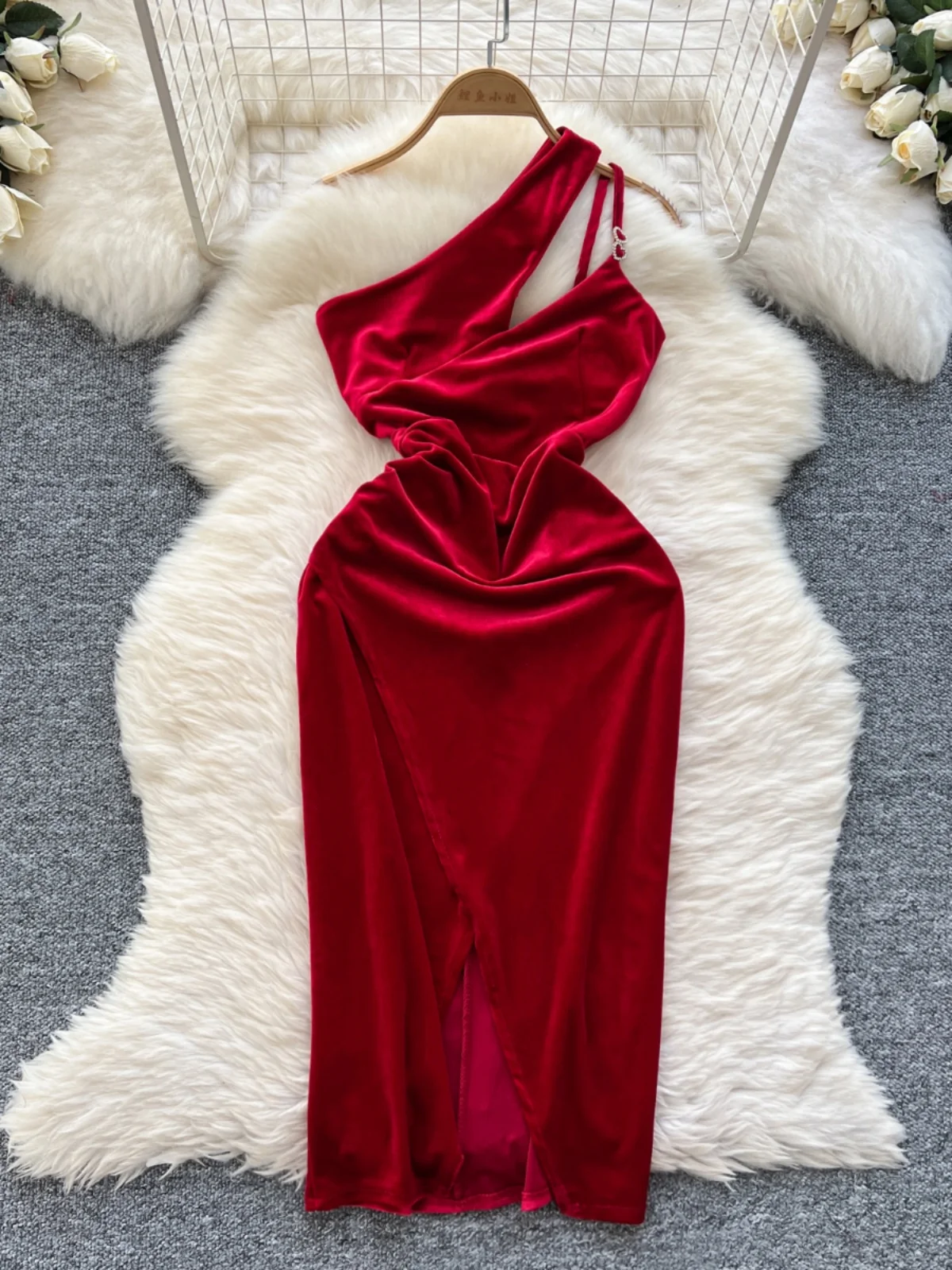 Foamlina Luxury Sexy Hollow Slash Shoulder Suspender Party Dress Women's Elegant Split Fork Waist Red Velvet Evening Dresses