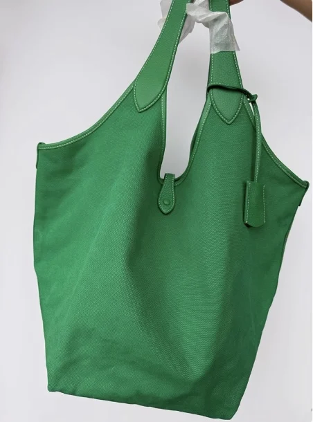 

Large Capacity Basket Bag Underarm Single Shoulder Bag Tote Bag Canvas Material Casual Style for Young People in Summer