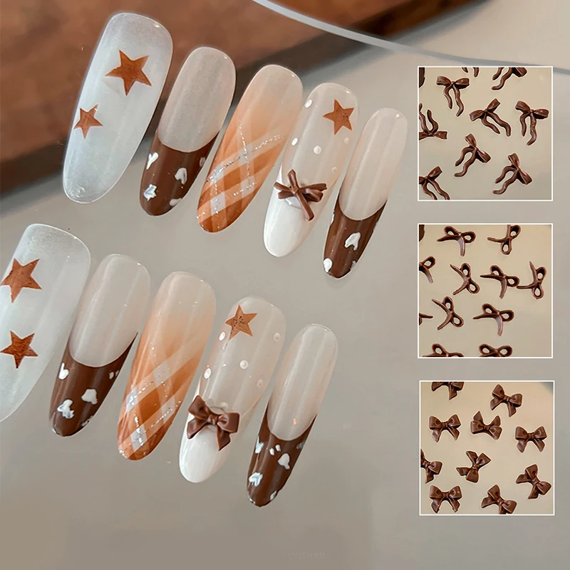 50 pezzi di decorazioni per nail art con fiocco di colore marrone, ciondoli creativi per unghie con fiocco per cravatta da caffè, per disegni di unghie fata fai da te