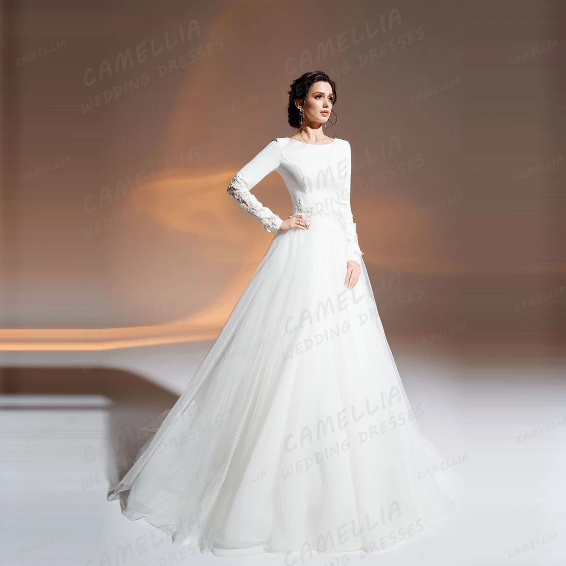 

Luxury Wedding Dresses Women's A Line Elegant Long Sleeve Formal Bridal Gowns Fluffy Vestidos De Novia Customized فساتين سهرة