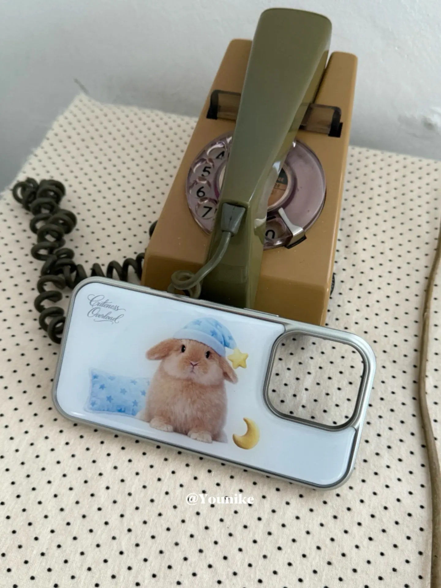 Stylish Ins Gradient Blue and White Trend Drip glue Phone Case For iPhone 17 16 15 14 13 12 11 Pro Max Plus Y2K Exquisite Cover view 4