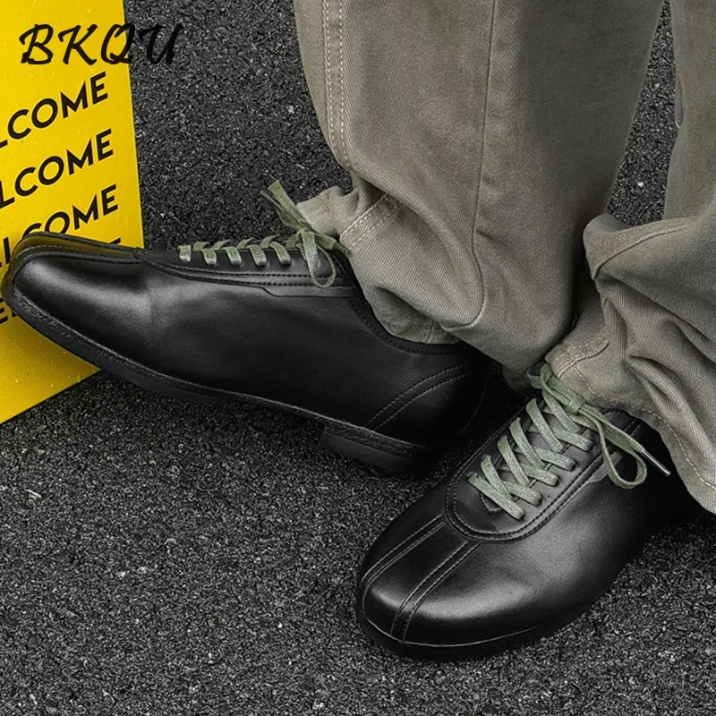 

BKQU Round-toe German Training Shoes for Men and Women 2025 Autumn British-style Casual Leather Shoes, Retro Trendy Lazy Shoes