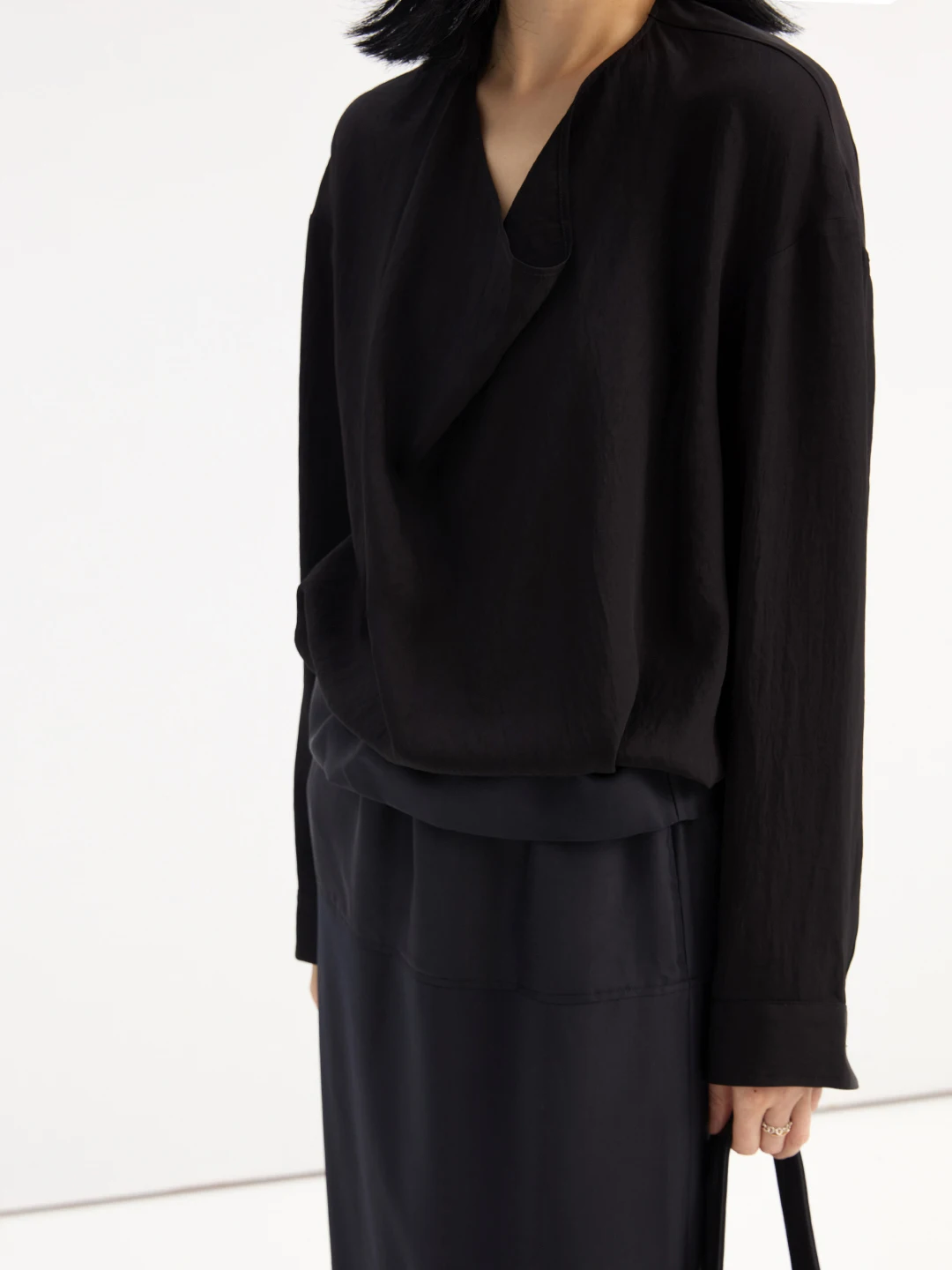 

Ele Bla Long Sve Acetate irt Gaoguo Casual Draped Collar Commute High-End Feeling Women's Loose Fit Silk irt