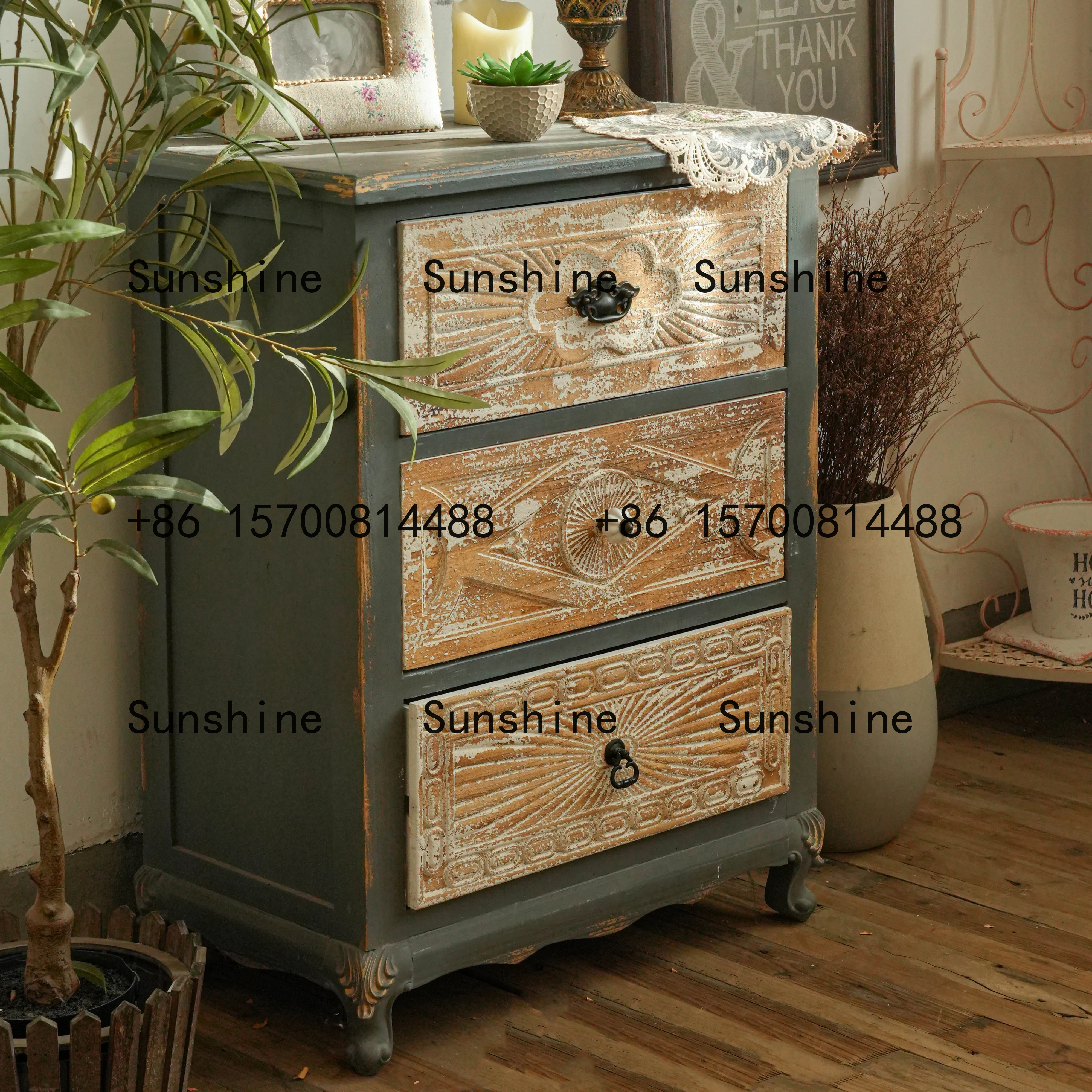 Engraved French retro gray three-draw cabinet 61 * 35 * 82cm