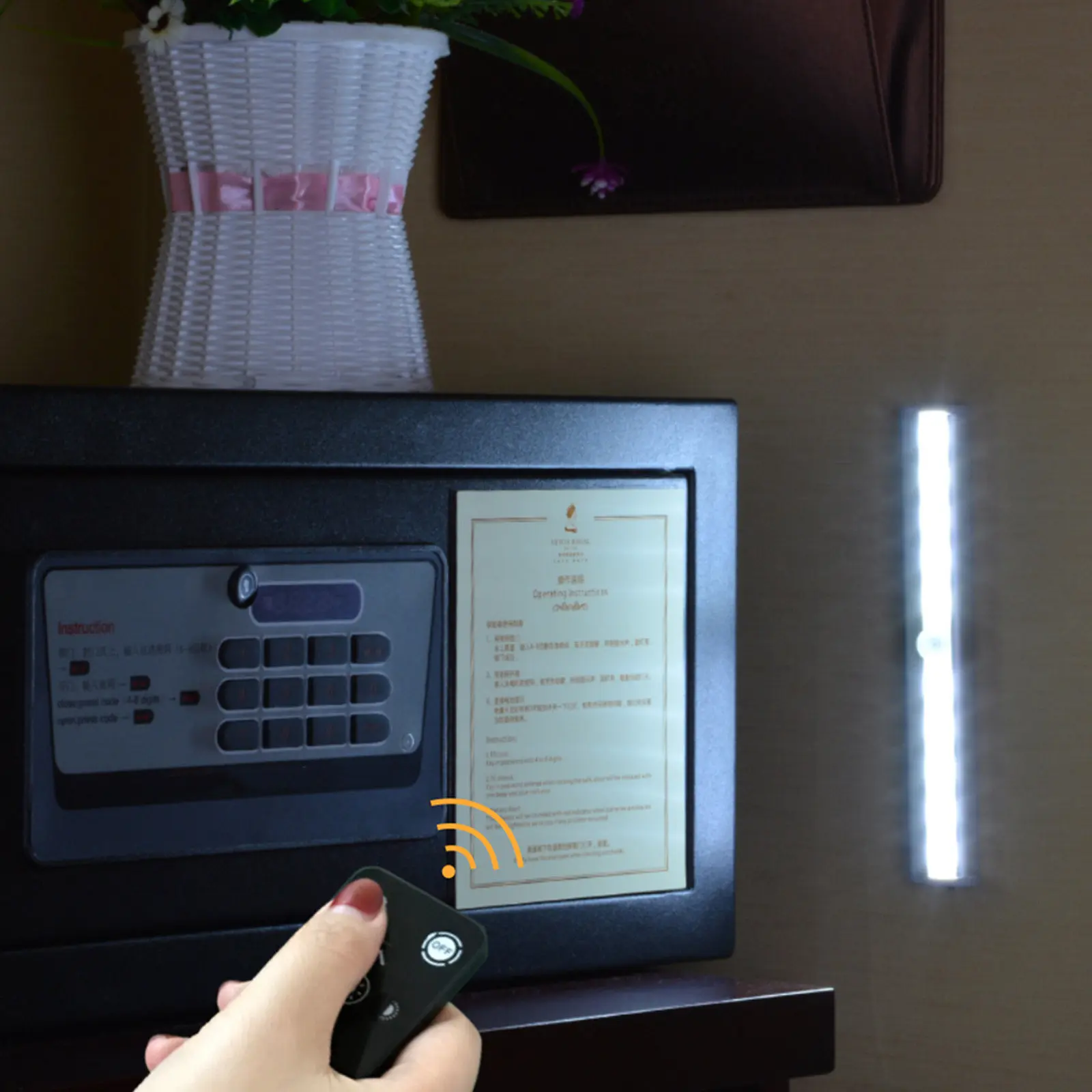 Super LED Cabinet Light Remote Controlled Battery Operated Cordless Night Lamp Stick on Anywhere Warm White